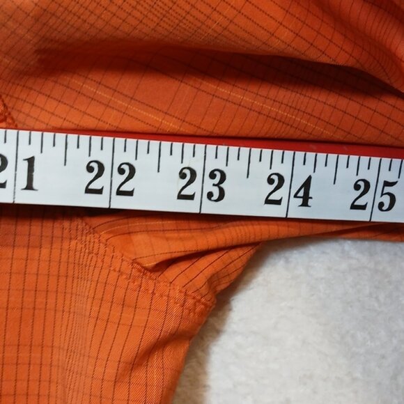 UNDER ARMOUR MEN'S X-LARGE ORANGE DRESS SHIRT 👔 - Picture 4 of 7